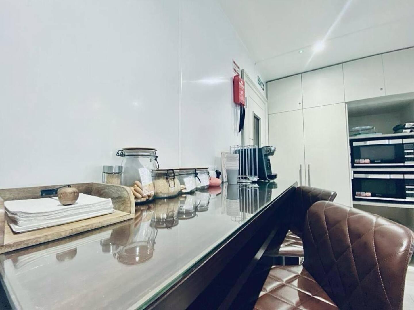Apt 12 Luxury Living Chic Studio Steps From Beach Brighton Exterior foto